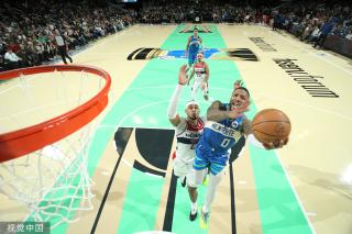 损害中国足 损害中国足