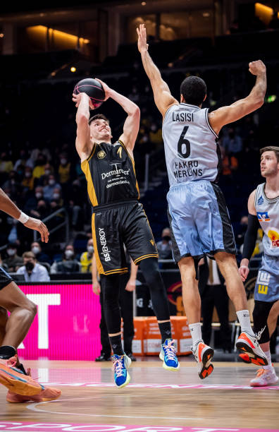 入关键战 入关键战