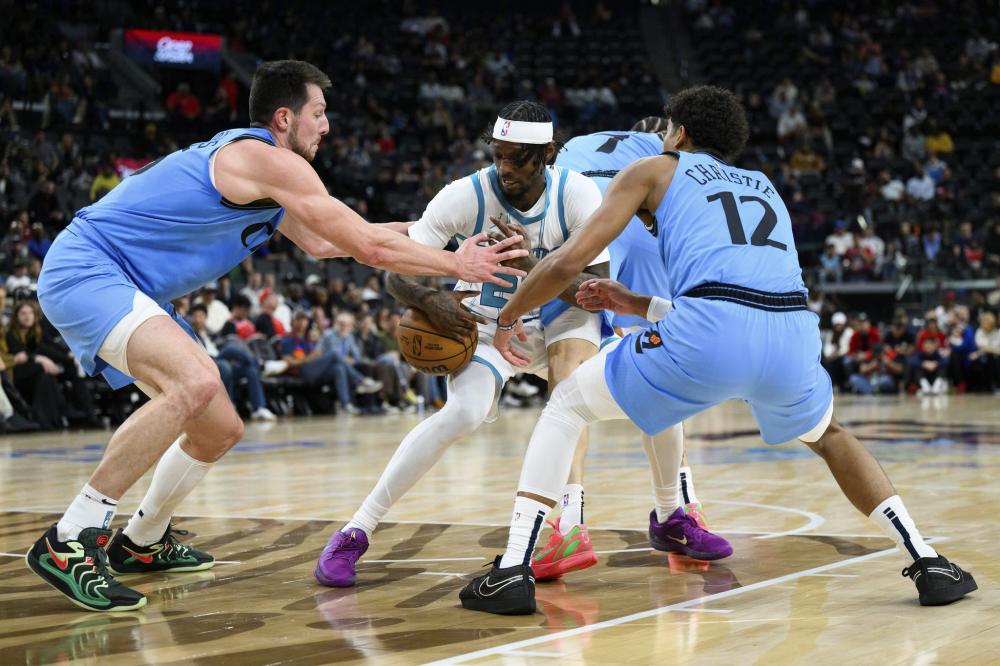 艰难战胜勇 艰难战胜勇